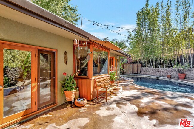 Photo - 15511 Woodcrest Dr