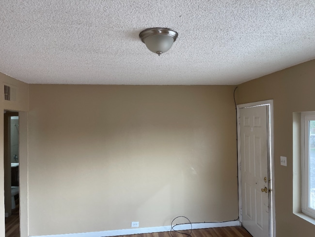 Photo - 100 N M St Unidad 104