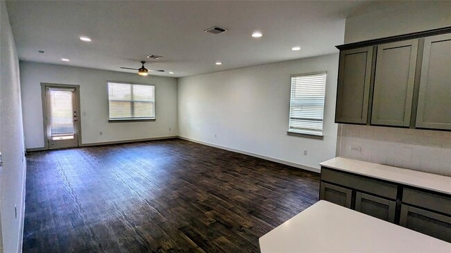 Photo - 13804 Clerk St