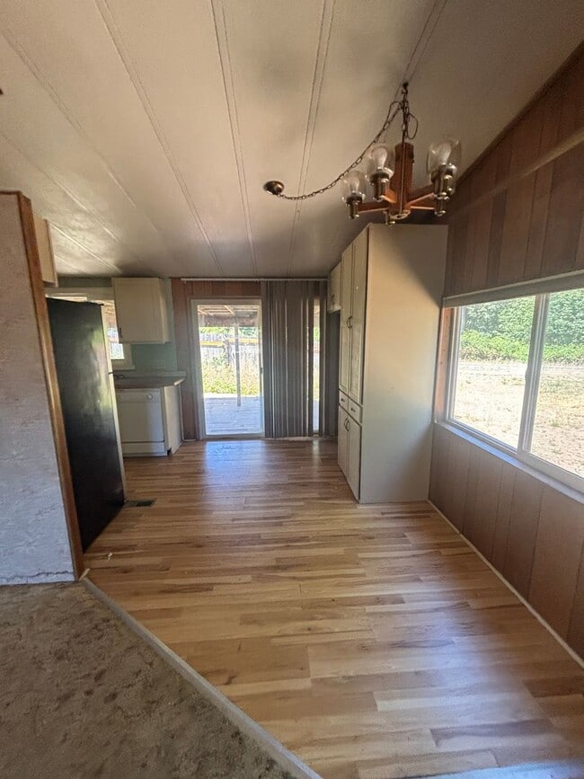 Photo - Great Single level Home!