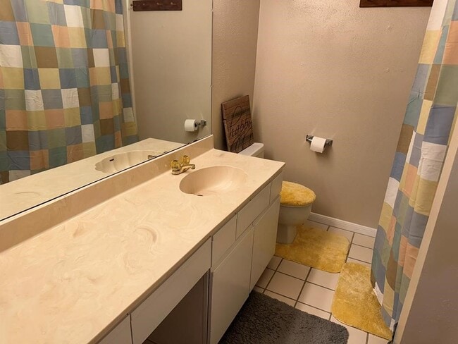 Photo - 2924 Holly Hall St Unit 2924