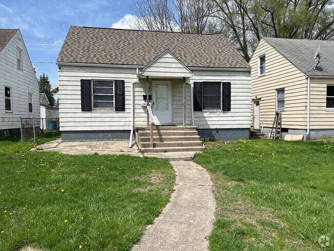 Building Photo - 445 S Sheridan St Rental