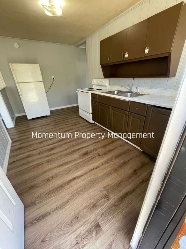 Photo - Cute & Cozy 2/1 in Mulberry!! Ready Now !!