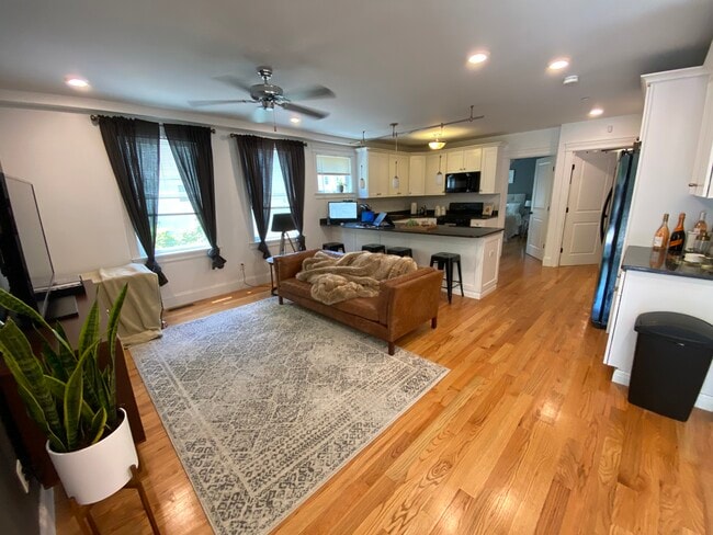 Photo - 12 Fern St Unit 1