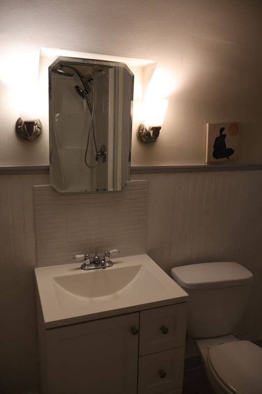 Photo - 1152 Main St Unit Apt 3