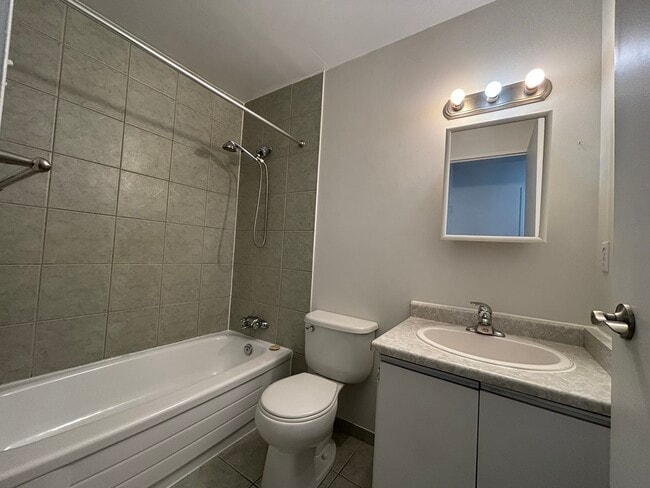 Photo - 225 Old Carriage Dr Unit 505