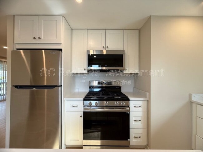 Photo - 3233 Twyford Rd