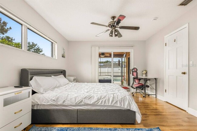 Photo - 12110 93rd Way N