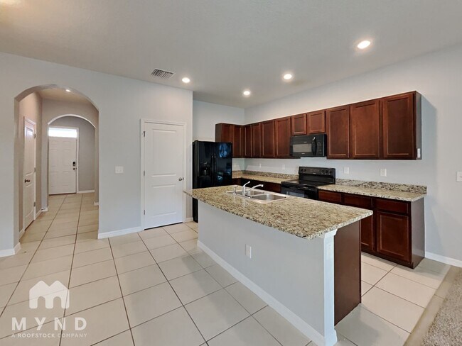 Photo - 16166 Traditional Bluff Pl