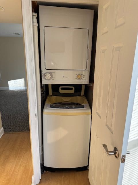 Photo - 404 W State St