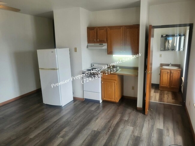 Photo - 518 W Cunningham St Unit 15