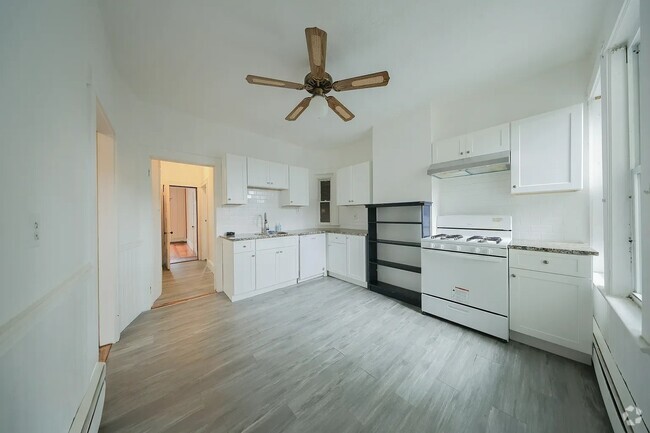 Building Photo - 38 Jefferson St Unit 1 Rental