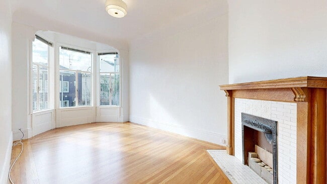 Photo - Bright Top-Floor 2BR / 1.5BA Apartment North of Panhandle & Next to Golden Gate Park