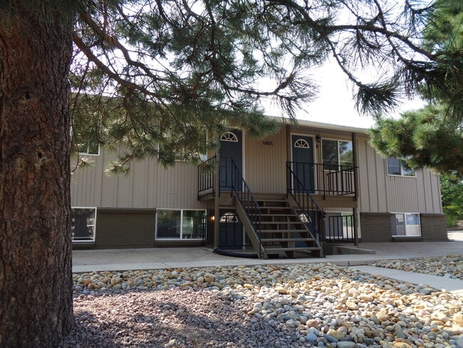 Photo - 6805 Western Pl Unidad 2