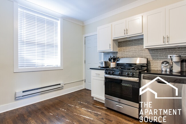 Photo - 917 W Waveland Ave Unidad 1A