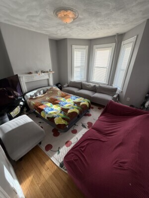 Photo - 121 Hillside St