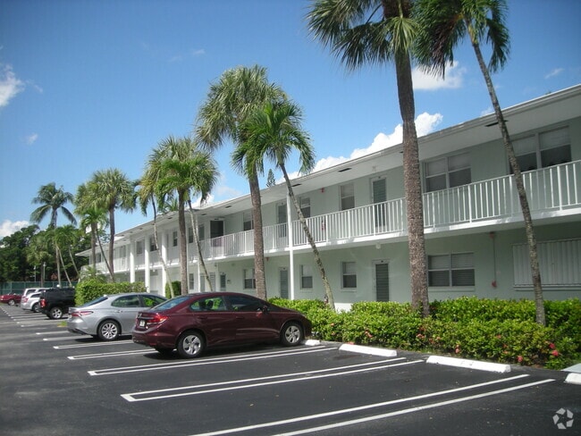 Building Photo - 2600 SW 22nd Ave Unit 903 Rental
