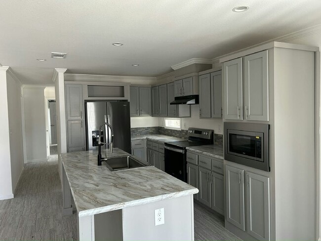 Photo - 13124 Lemon Ave
