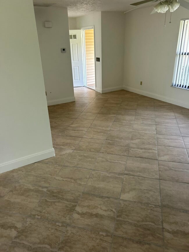 Photo - 1019 SW Aurelia Ave