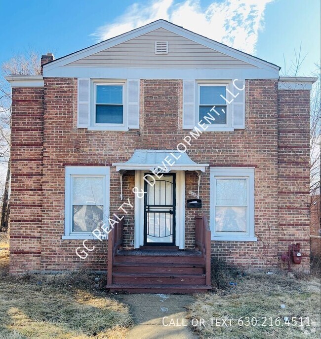 Building Photo - ***3 BDRM / PARTIALLY FINISHED BASEMENT / ... Rental