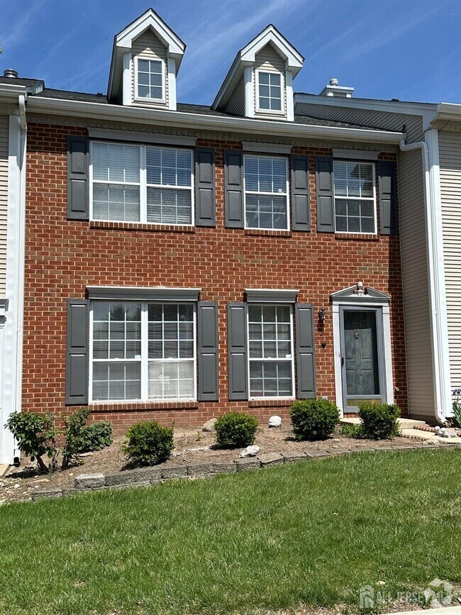 Building Photo - 129 Columbus Dr Rental