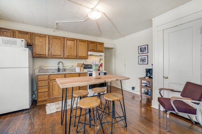 Photo - 122 W Meadow St Unit FL2-ID1221795P