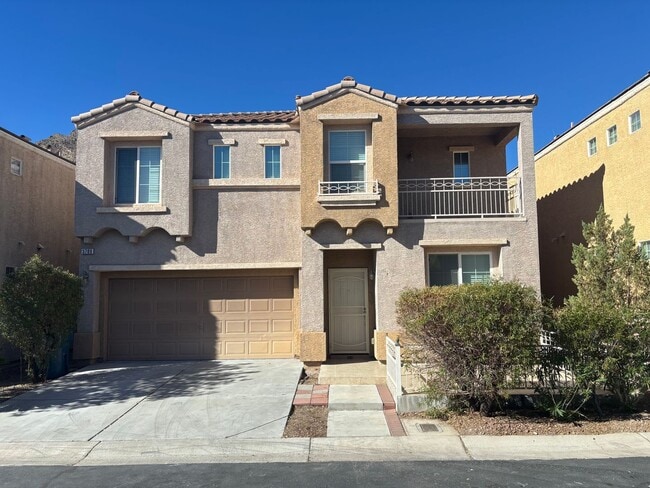 Building Photo - Stunning Two-Story Home Featuring 4 Bedroo...