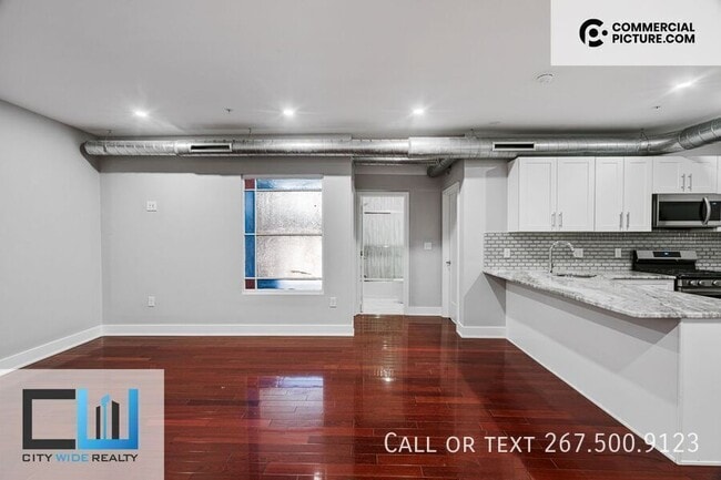 Building Photo - 929 Marlborough St Unit 16