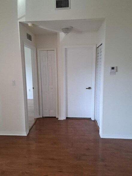 Photo - 1250 SE 26th St Unit 204