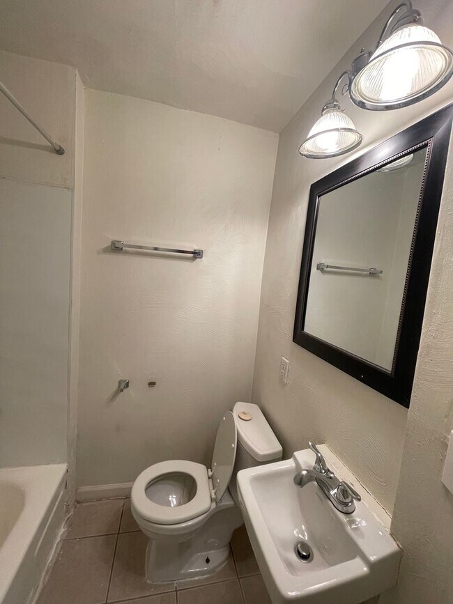 Photo - 3507 Boulevard of the Allies Unit House