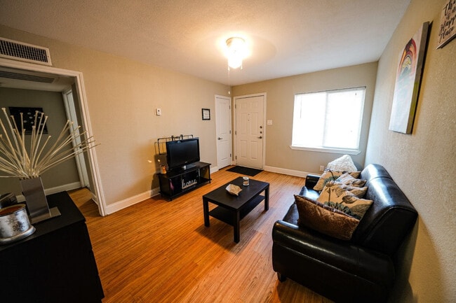 Photo - Boston Creek