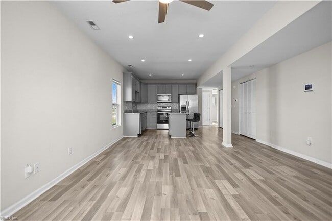 Photo - 926 W 26th St