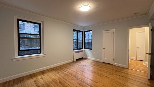Building Photo - 567 Fort Washington Ave Rental