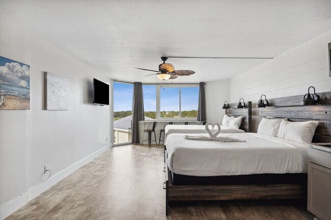 Photo - 8817 S Thomas Dr Unidad FL7-ID1354965P