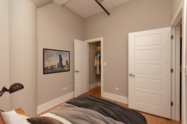 Photo - 3141 N. Sheffield