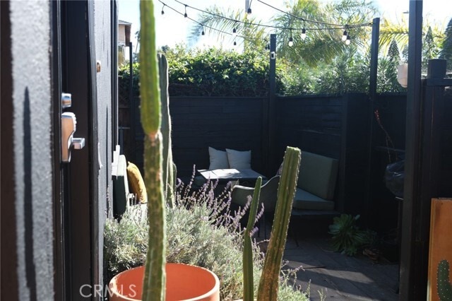 Photo - 425 Venice Way