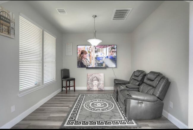 Photo - 5555 Casa Martin Dr