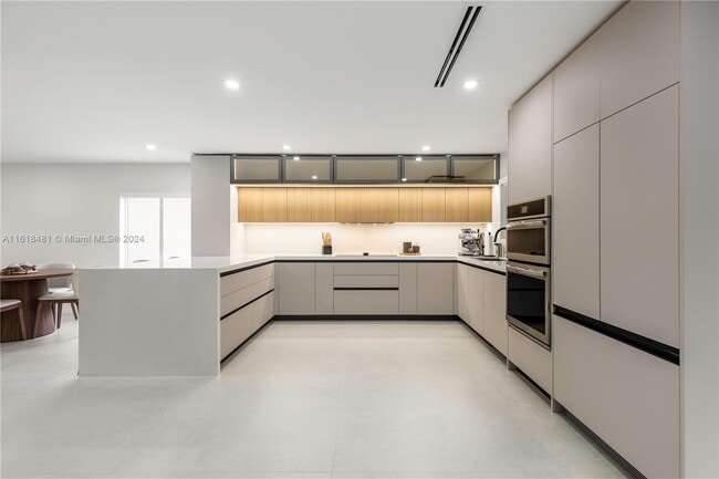 Photo - 8713 SW 214th St