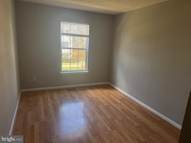 Photo - 2140 Bristol Dr