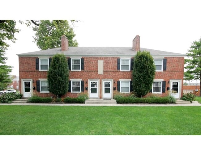 Photo - 1777 Northwest Blvd Unidad 1777 Rental