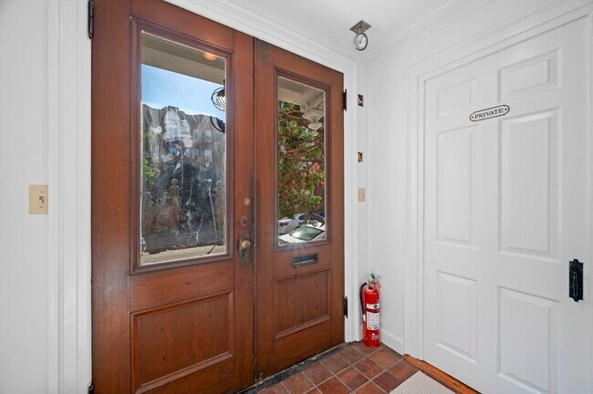 Photo - 14 Lynde St Unit 2