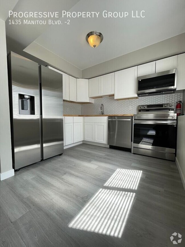 Building Photo - 1435 Manitou Blvd Rental