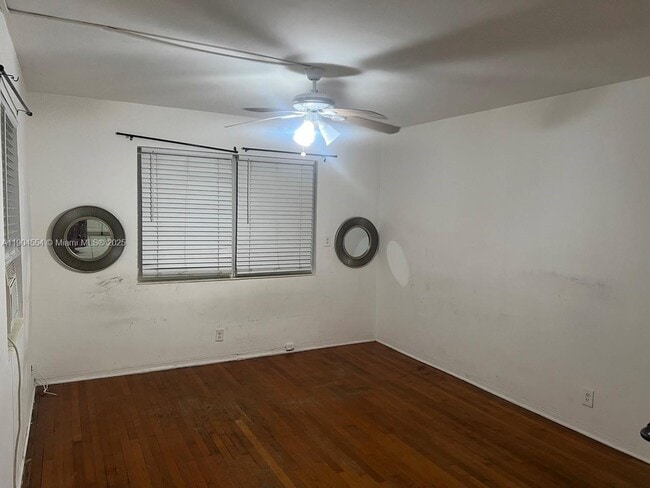 Photo - 1931 Jefferson St Unidad E