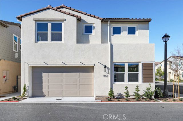 Photo - 922 Jasper St