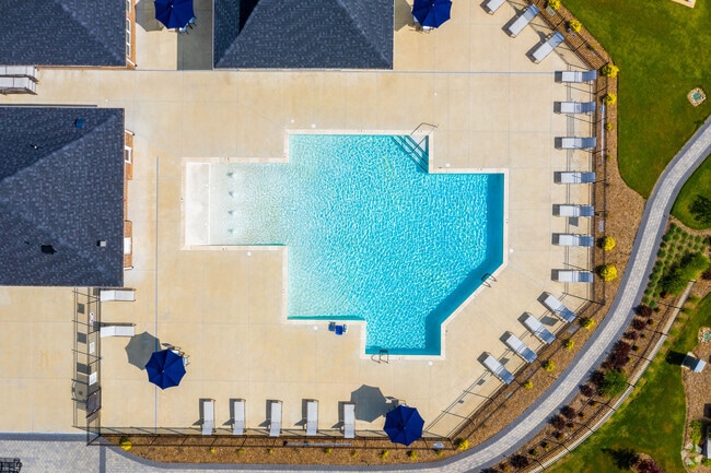 Pool Area - Palisades at Waters Edge