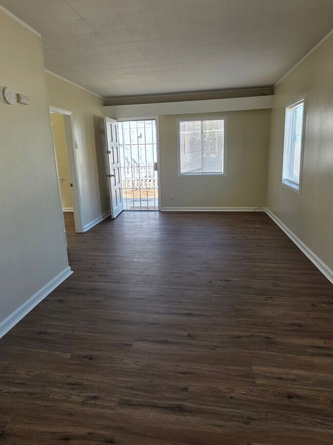 Photo - 505 33rd St Unit C