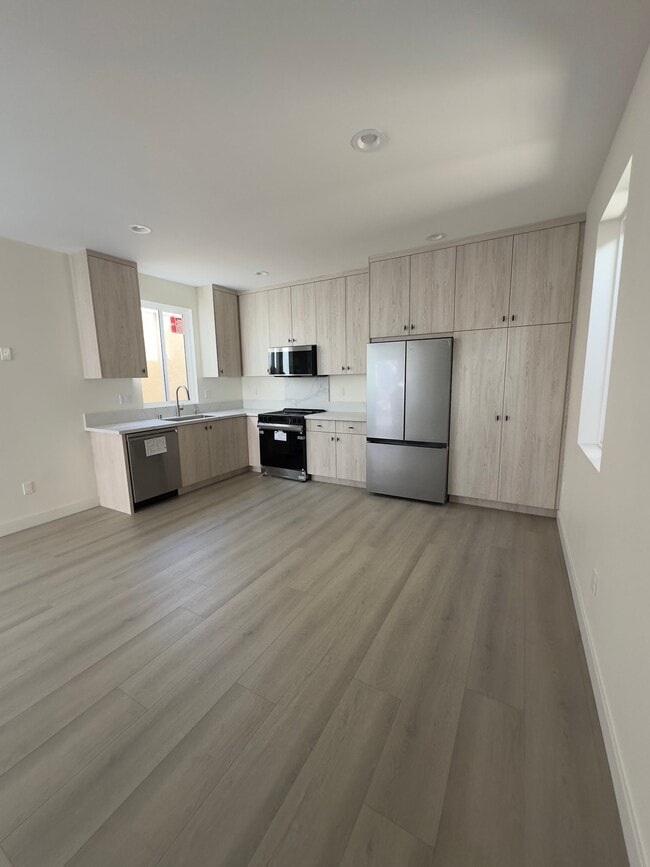 Photo - 1153 Alameda Ave Unidad C