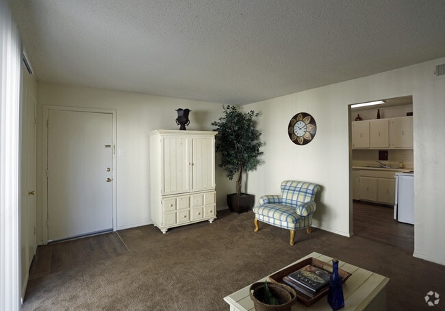 Living room - Avery Park Apartments