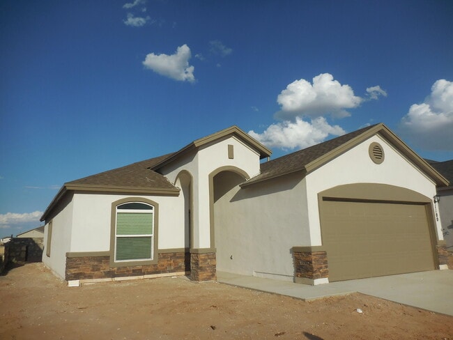 Photo - 1100 Summer Night Pl