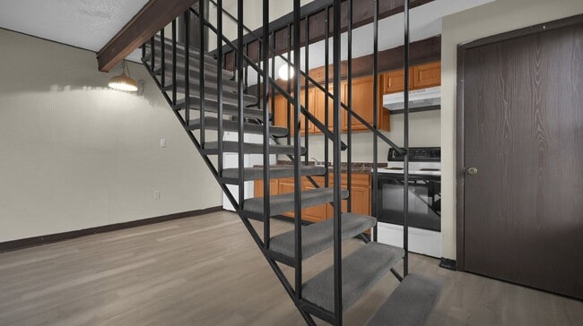 Photo - 1 Bedroom Townhouse Apartment Unit 2503